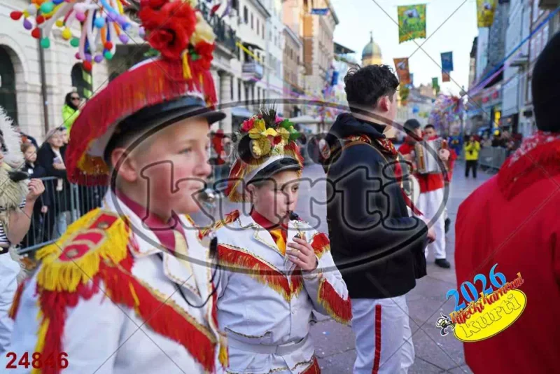71. Halubajski zvončari 8 - FotoKurti