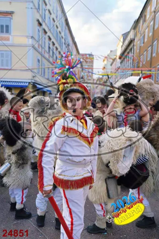 71. Halubajski zvončari 1 - FotoKurti