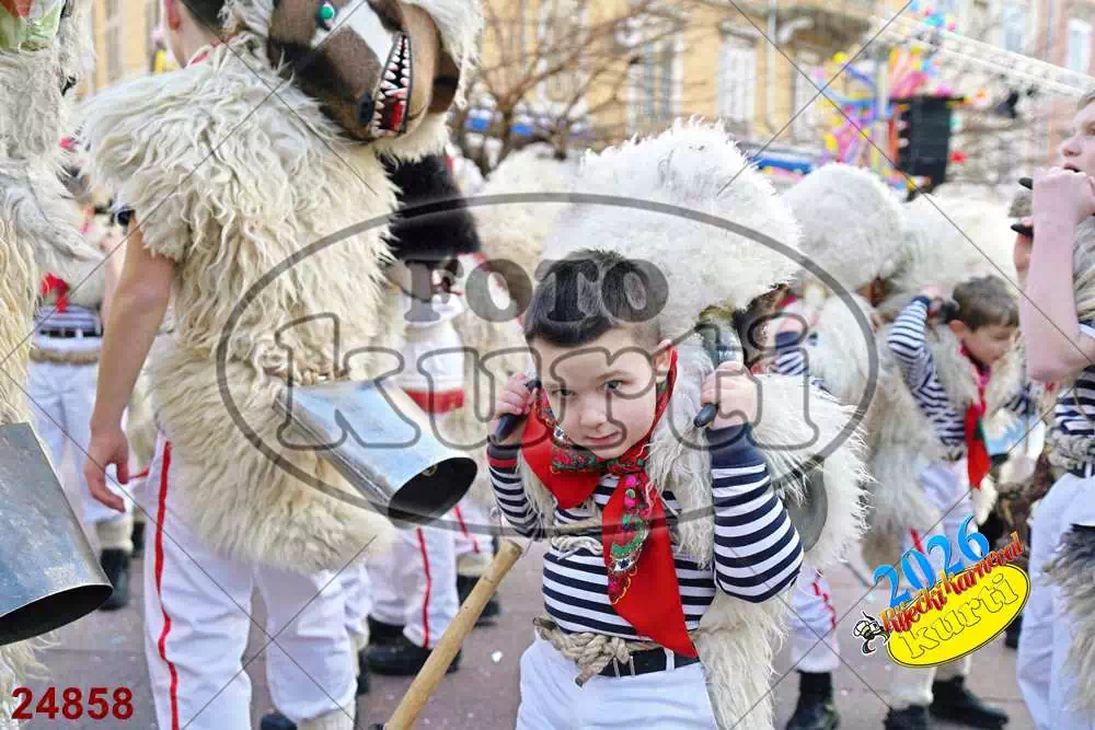 71. Halubajski zvončari 8 - FotoKurti
