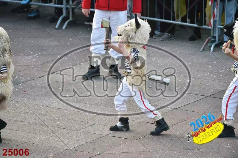 71. Halubajski zvončari 12 - FotoKurti