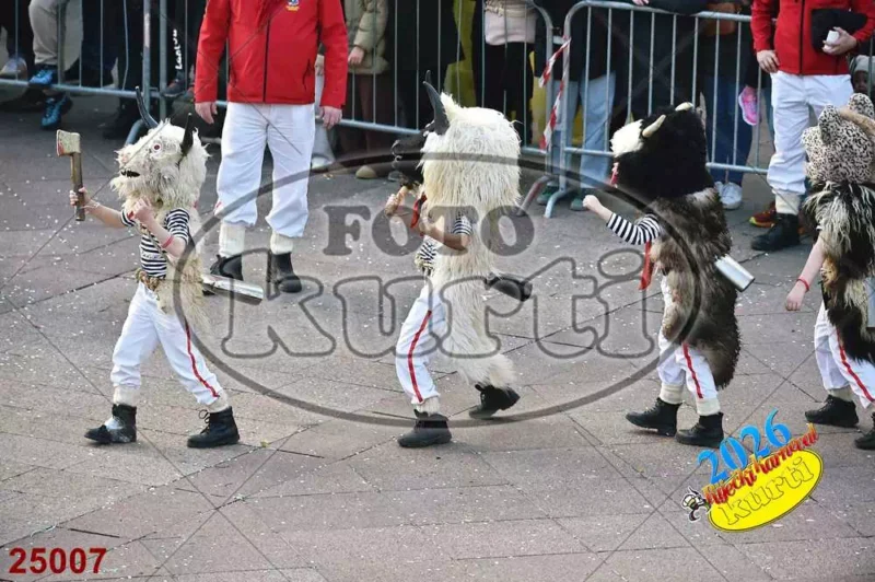 71. Halubajski zvončari 1 - FotoKurti