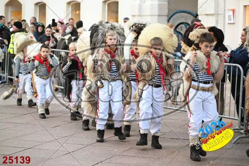 71. Halubajski zvončari 1 - FotoKurti