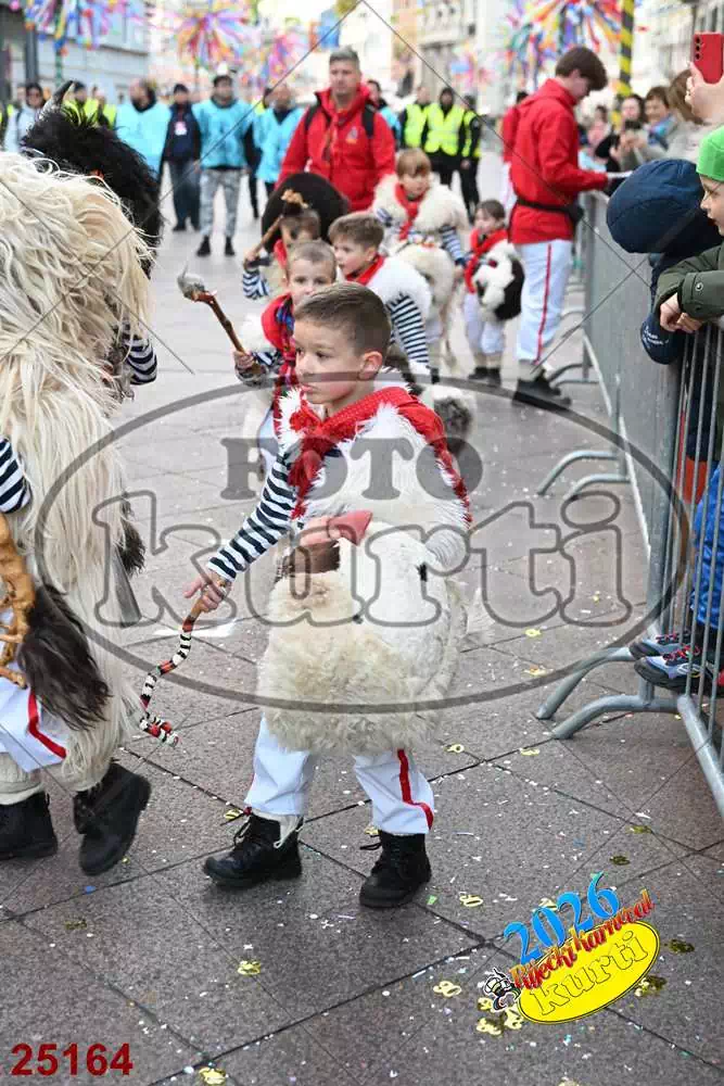 71. Halubajski zvončari 2 - FotoKurti