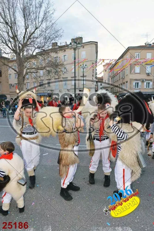 71. Halubajski zvončari 12 - FotoKurti