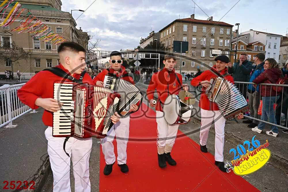 71. Halubajski zvončari 10 - FotoKurti