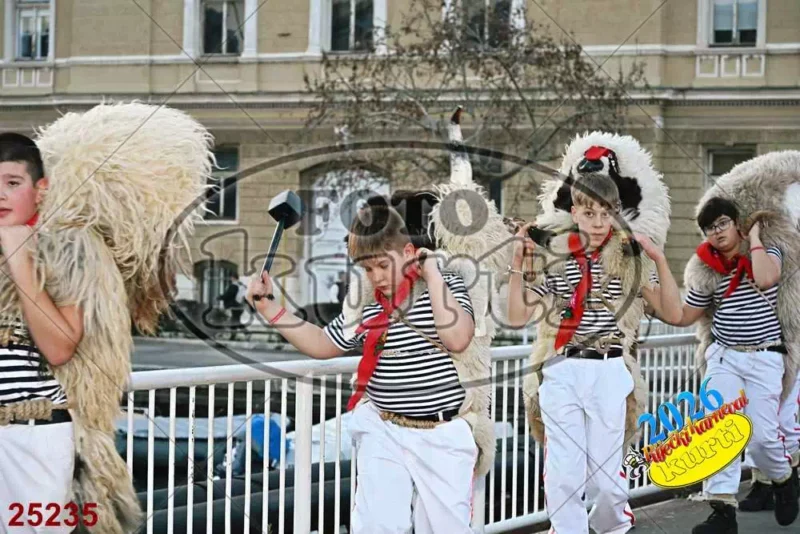 71. Halubajski zvončari 1 - FotoKurti