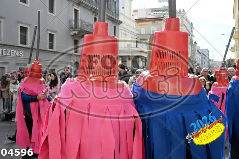011-CIRCOLO 8 - FotoKurti