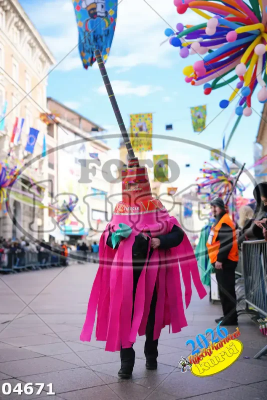 011-CIRCOLO 11 - FotoKurti