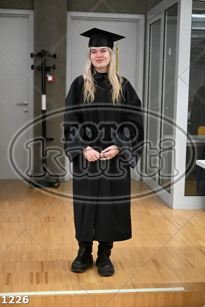 11:00h 11 - FotoKurti