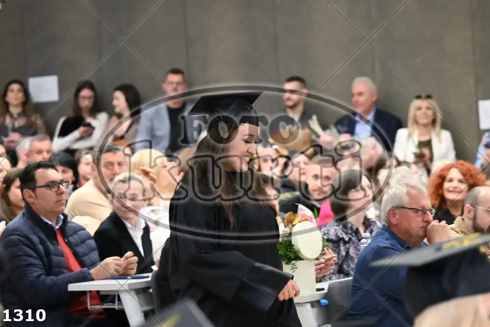 11:00h 11 - FotoKurti