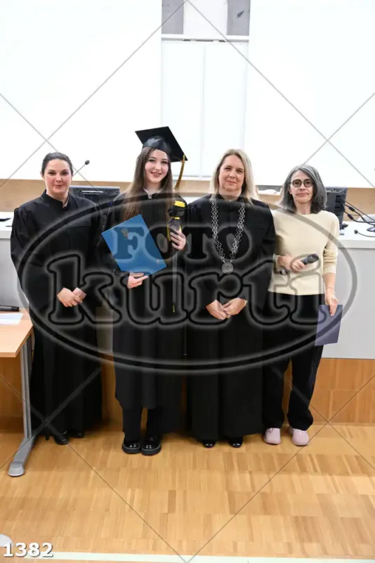 11:00h 11 - FotoKurti