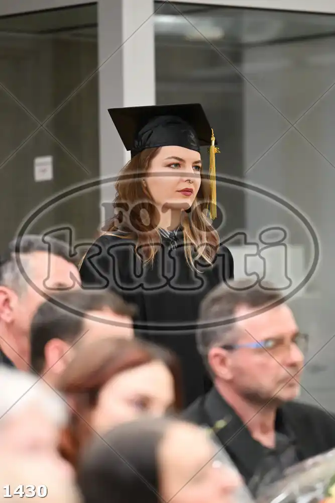 11:00h 11 - FotoKurti
