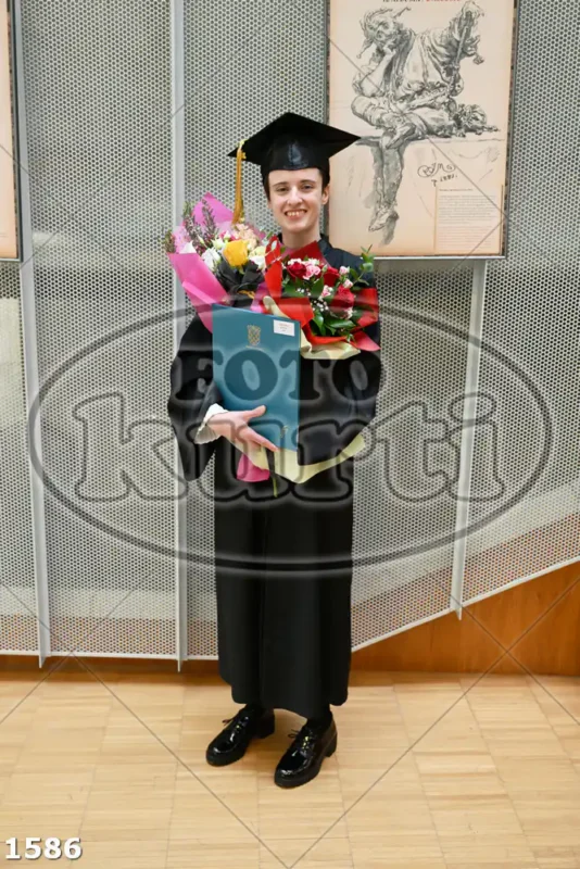 11:00h 11 - FotoKurti