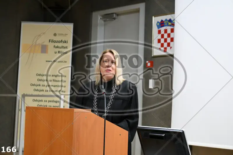 09:00h 10 - FotoKurti
