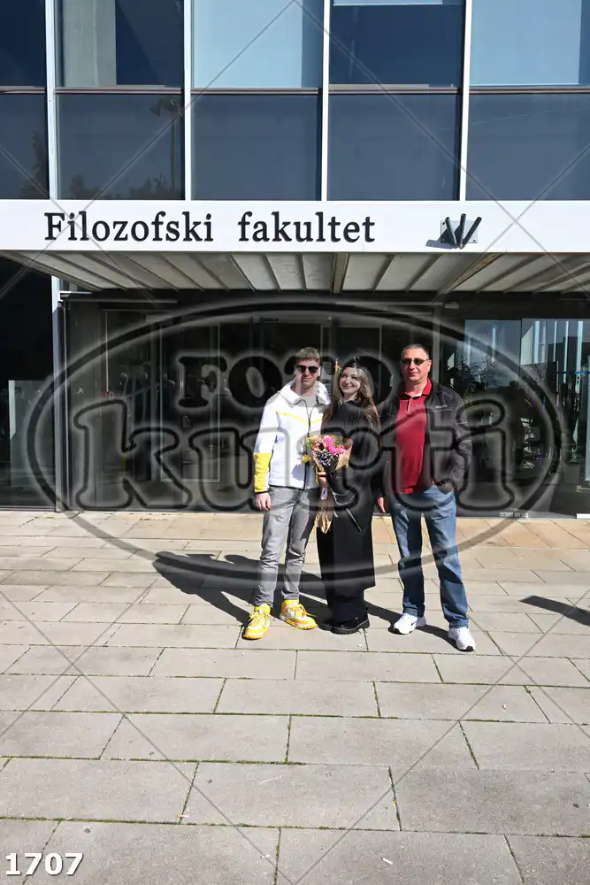 11:00h 12 - FotoKurti