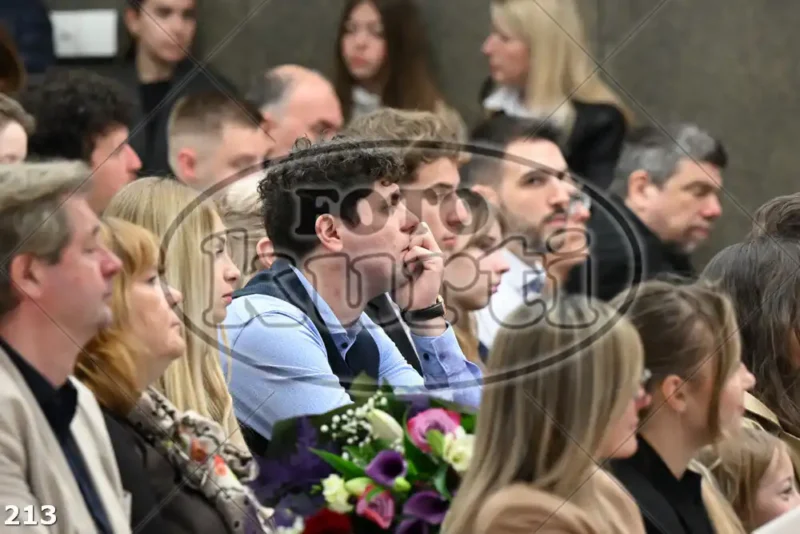 09:00h 9 - FotoKurti