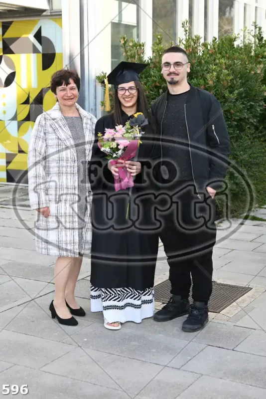 09:00h 8 - FotoKurti