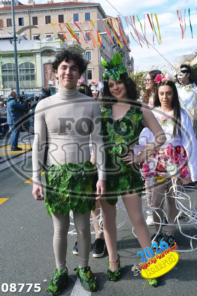 022-STRUMICA 12 - FotoKurti