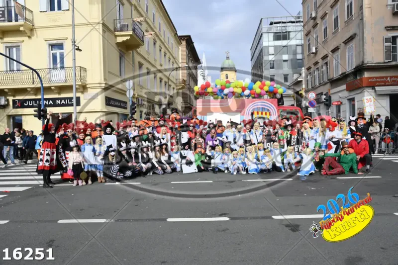 038-PLESNA_GRUPA_FLAME 2 - FotoKurti
