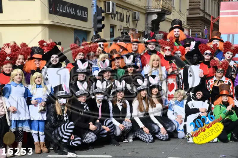 038-PLESNA_GRUPA_FLAME 4 - FotoKurti