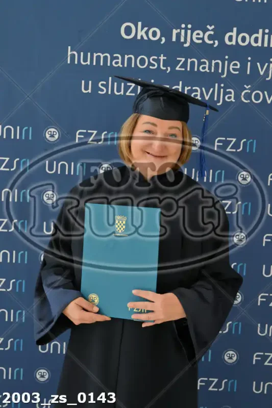 11:00h 11 - FotoKurti