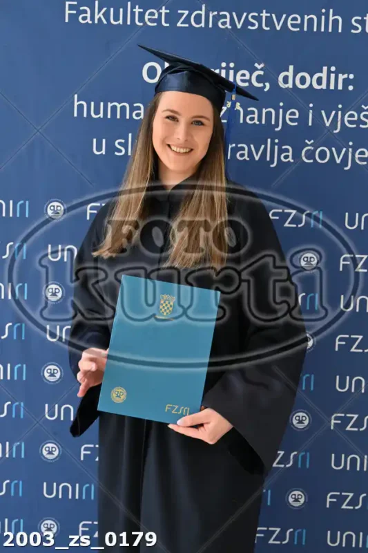 11:00h 11 - FotoKurti