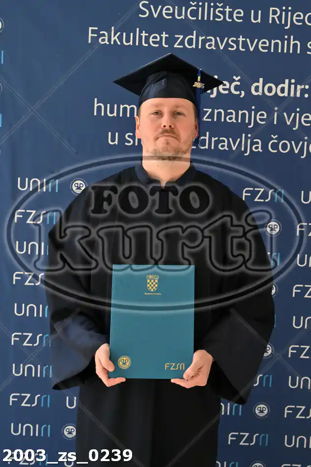 11:00h 11 - FotoKurti