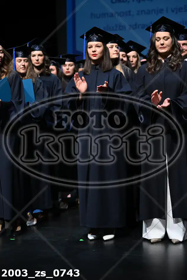 11:00h 11 - FotoKurti