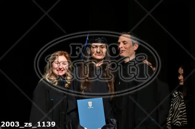 11:00h 11 - FotoKurti