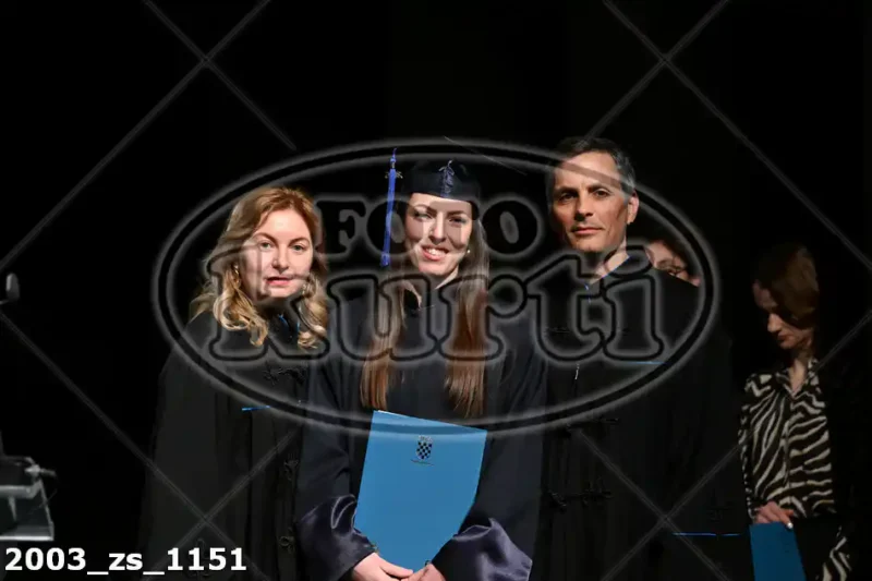 11:00h 11 - FotoKurti