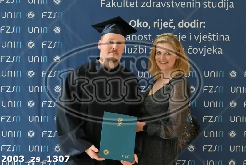11:00h 11 - FotoKurti