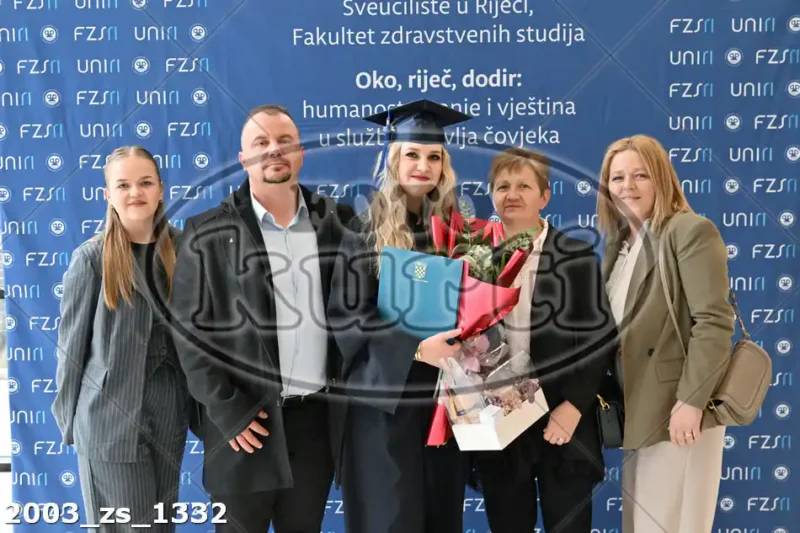 11:00h 12 - FotoKurti