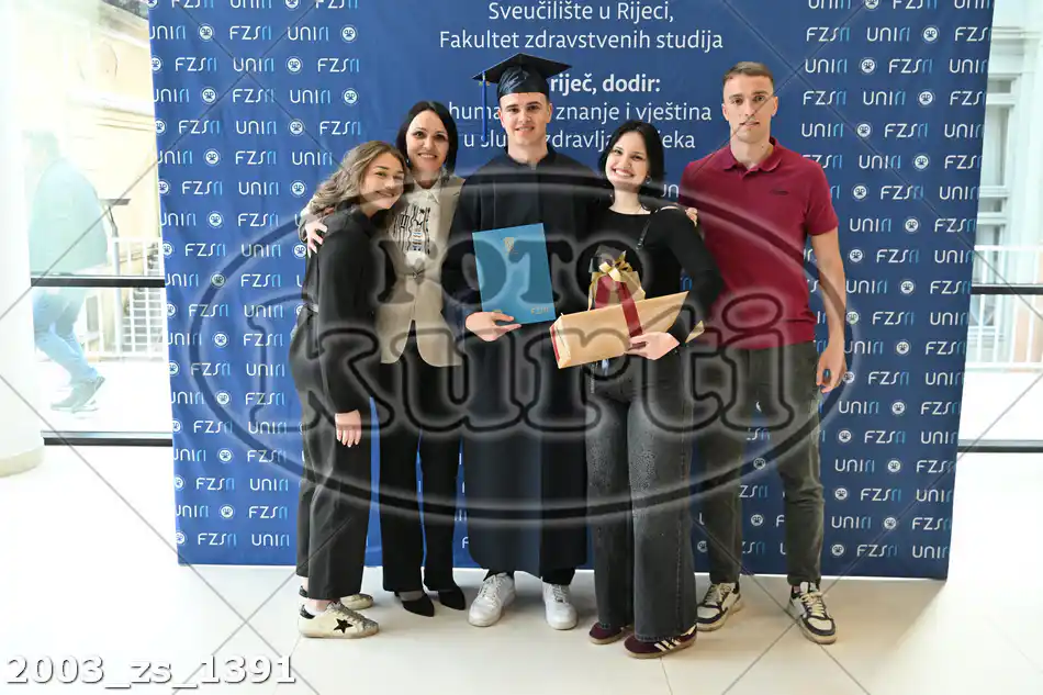 11:00h 11 - FotoKurti