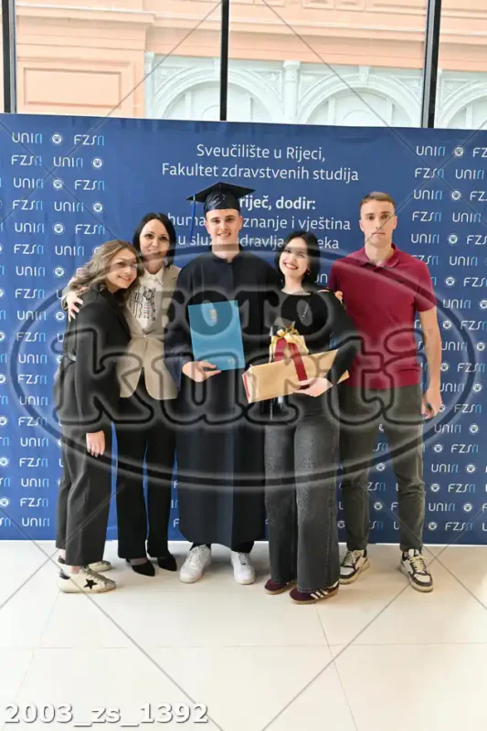 11:00h 12 - FotoKurti