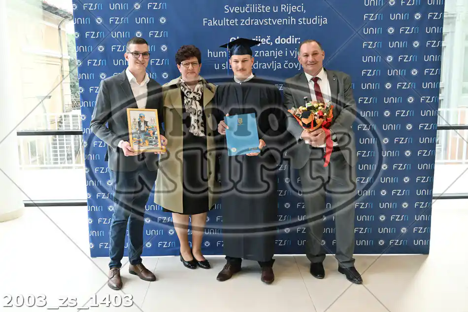 11:00h 11 - FotoKurti