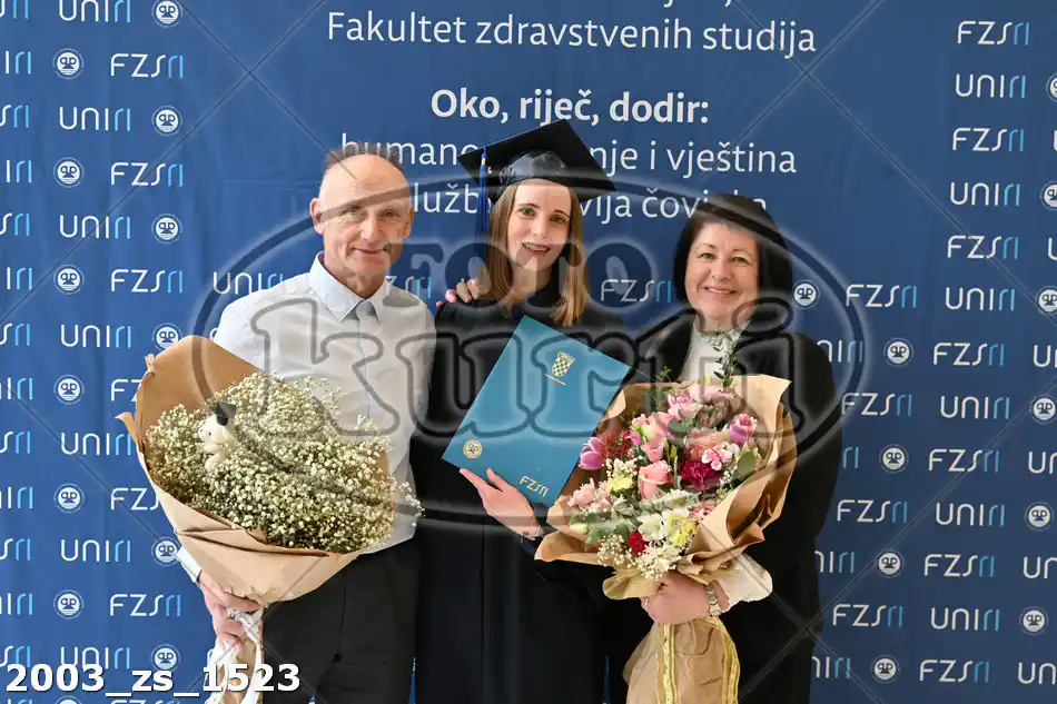 11:00h 11 - FotoKurti