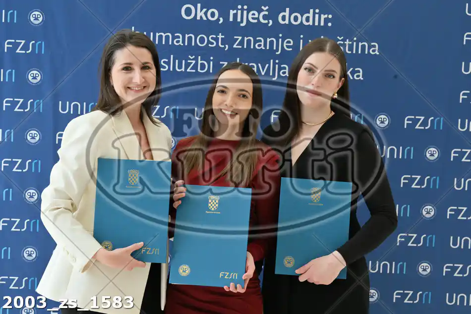 11:00h 11 - FotoKurti
