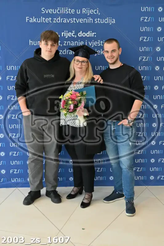 11:00h 11 - FotoKurti