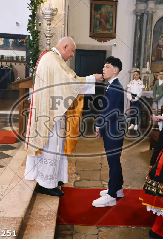 19.04. KRIZMA VRBNIK 11 - FotoKurti