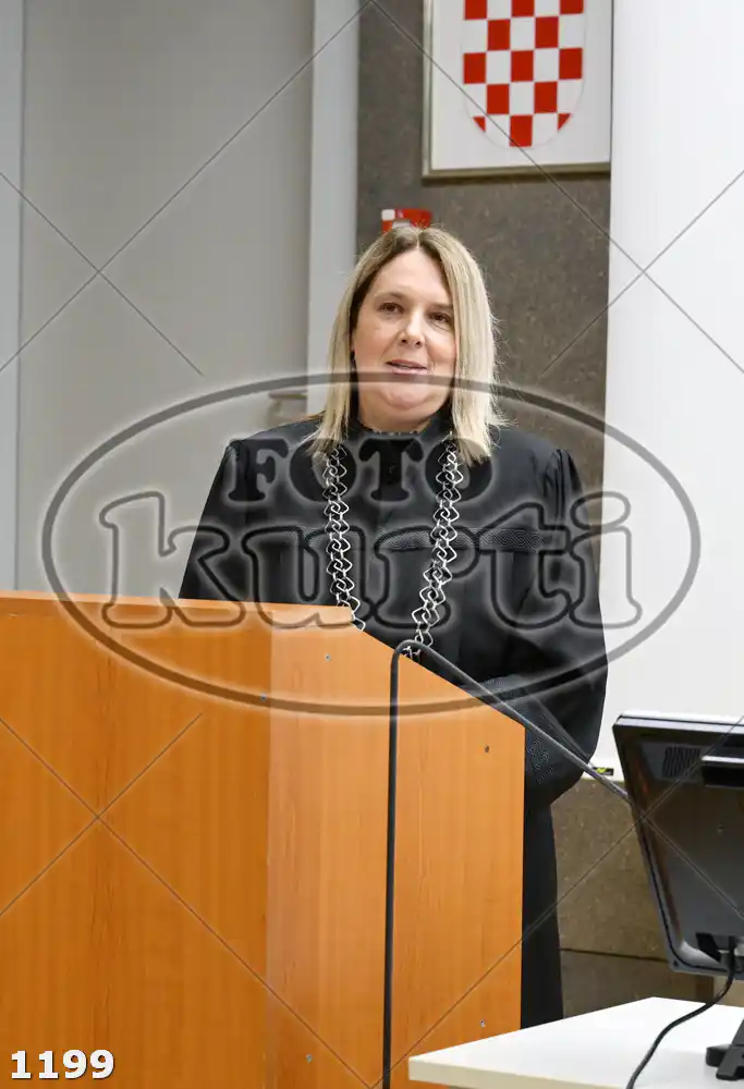11:00h 8 - FotoKurti