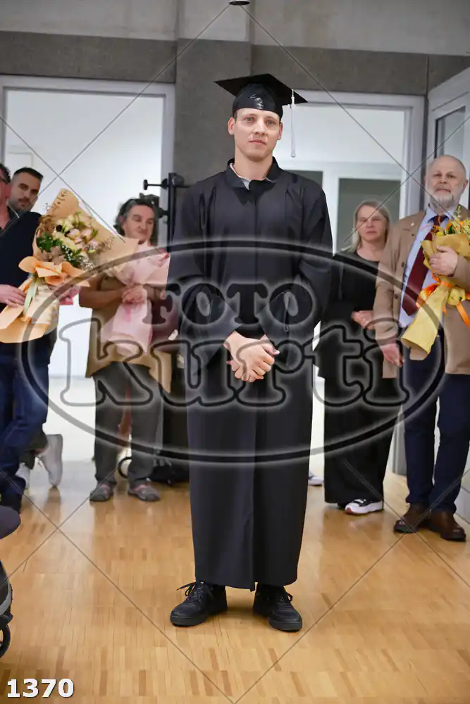 11:00h 11 - FotoKurti