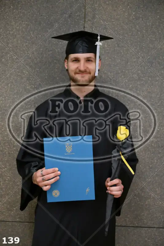 09:00h 7 - FotoKurti