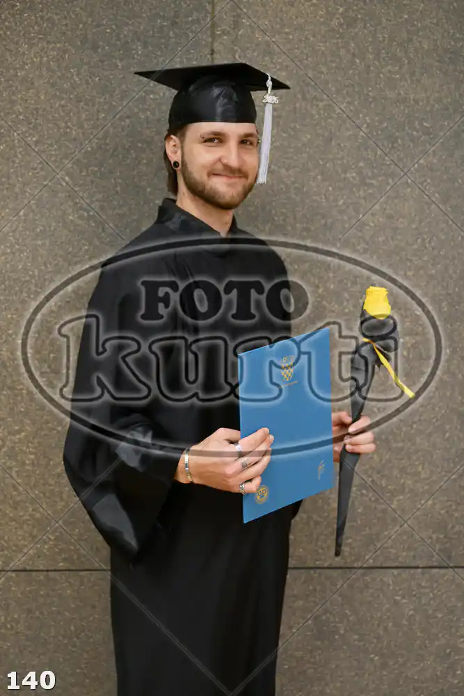 09:00h 8 - FotoKurti