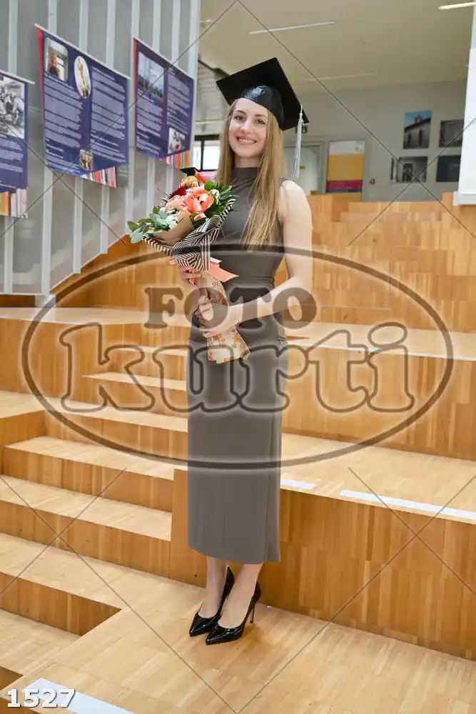 11:00h 12 - FotoKurti