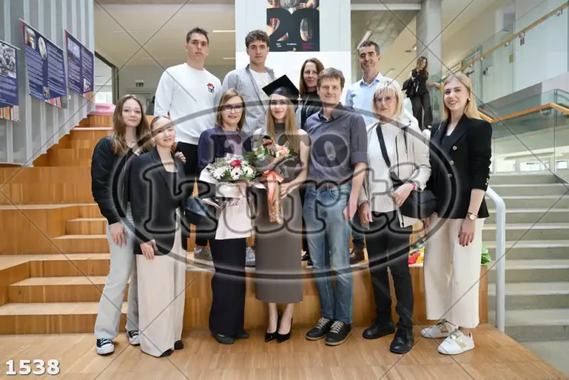 11:00h 11 - FotoKurti