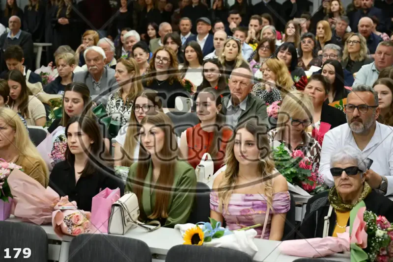09:00h 11 - FotoKurti