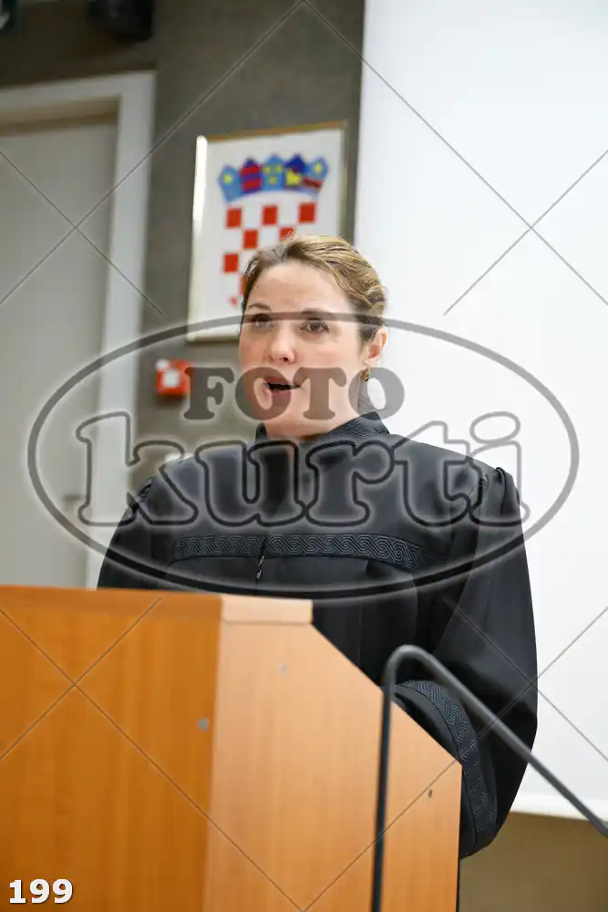 09:00h 7 - FotoKurti