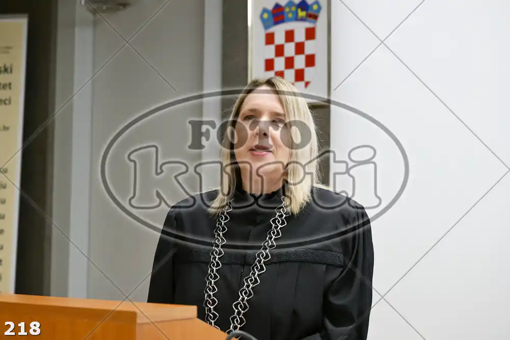 09:00h 2 - FotoKurti