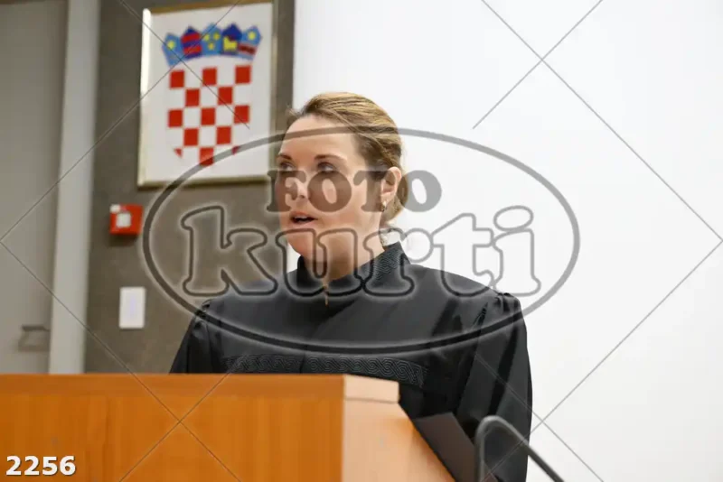 13:00h 5 - FotoKurti