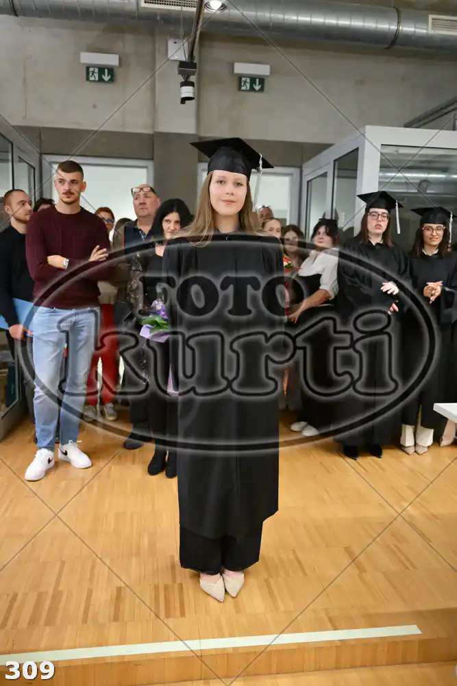 09:00h 9 - FotoKurti